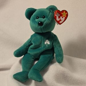 Erin 1997 Ty Beanie Babies Emerald Green Stuffed Bear Shamrock